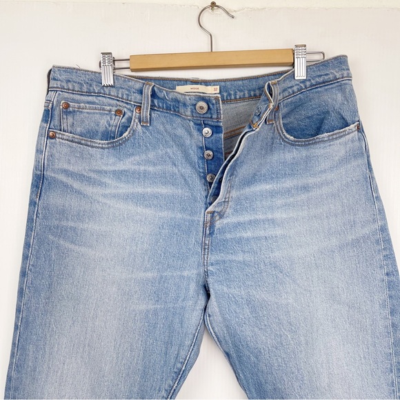 Levi's Wedgie Icon Fit high rise light wash straight leg Jeans Bright Side 32 - Picture 5 of 9